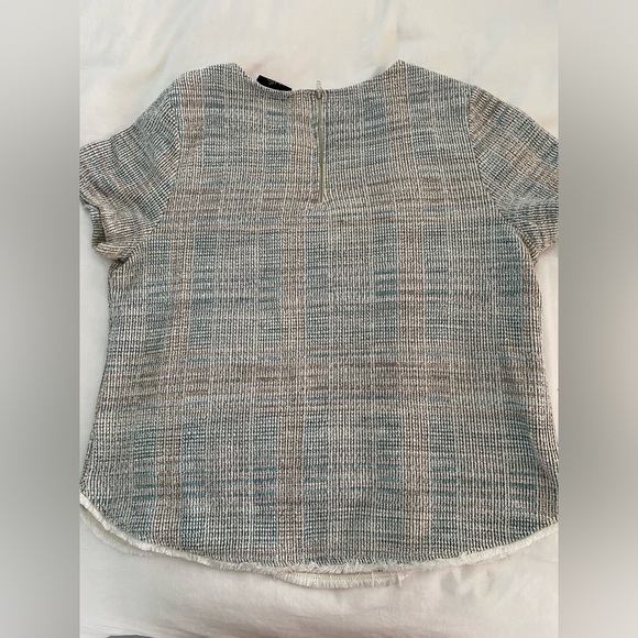 W5 Knit Textured Blue Beige Fringe Bottom Shirt Size XL - Picture 7 of 8